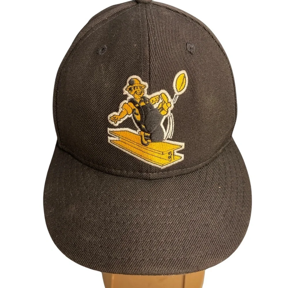 NFL Pittsburgh Steelers New Era 59Fifty  vintage fitted size 7 baseball cap/ BLK